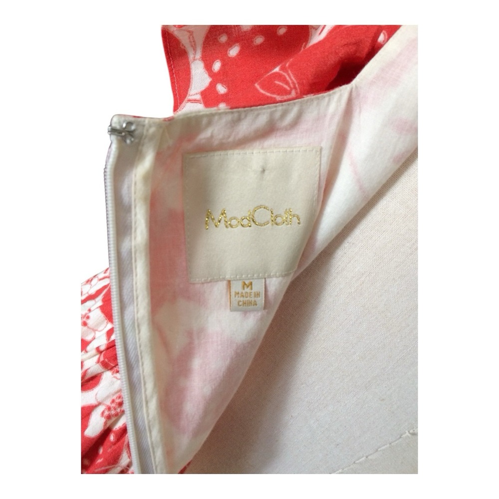 ModCloth Apple Print Flutter Sleeve Dress Size M - Picture 6 of 6